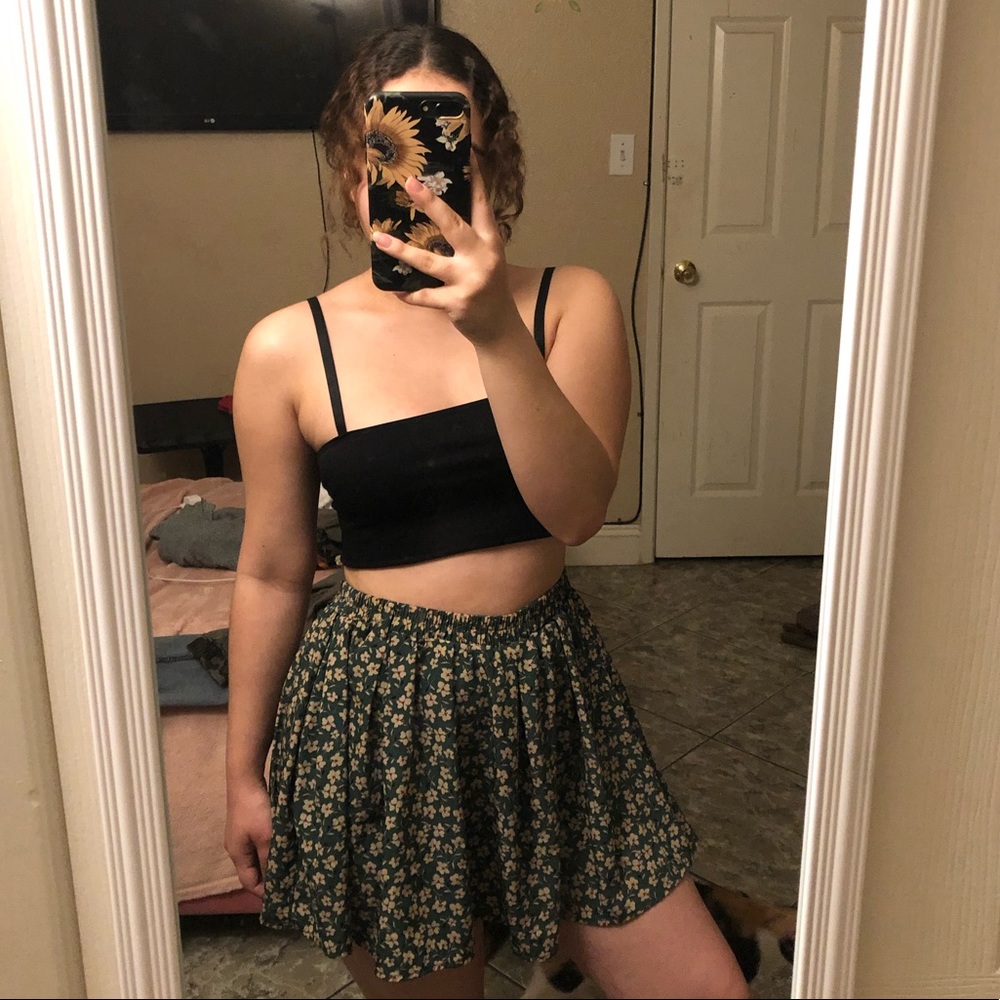 FOREVER 21 GREEN FLORAL SKIRT